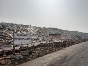 Butuh Rp 150 M Benahi Gunungan Sampah Bantar Gebang