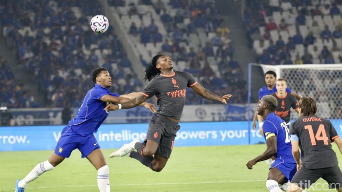 Chelsea mengalahkan AC Milan 3-0 dalam laga pramusim di Stadion Utama Gelora Bung Karno (SUGBK), Jakarta, Sabtu (8/8/2026).