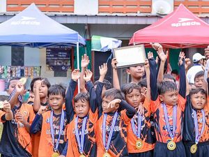 Ketika Operator Balap Motor Mencari Bakat Pesepakbola Usia Dini