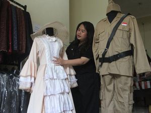 Jelang HUT RI, Kostum Pejuang hingga Noni Belanda Laris Disewa