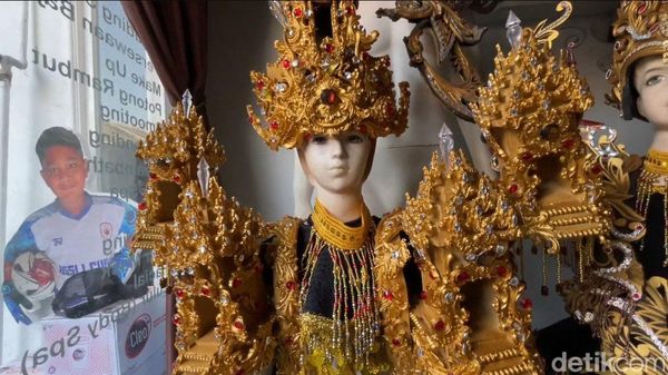 Usaha Kostum di Lamongan Kebanjiran Order saat Agustusan.