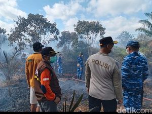 Karhutla Kumai Belum Jinak, Asap Tebal Mulai Mengancam