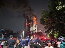 Polisi Periksa 10 Saksi Terkait Kebakaran 6 Lantai di Gedung Bapenda DKI