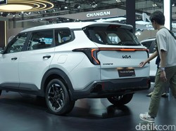 Kia Carens Manual Meluncur, Jadi Varian Termurah Rp 269 Juta