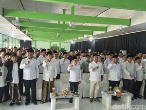 Cak Imin Dorong Pesantren Jadi Motor Pemberdayaan Ekonomi di Gresik