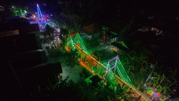 Jelang HUT ke-81 RI, Jalan Desa Kandang Pemalang Dipenuhi Lampu Hias