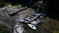 Gelombang Panas Keringkan Waduk Sulejow, Perahu Terjebak Lumpur
