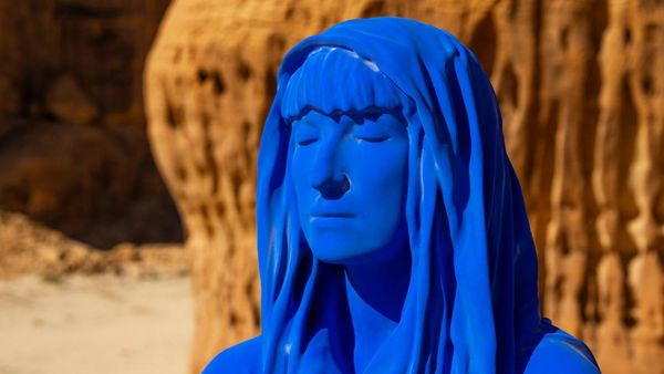 Patung Biru di Al Ula Arab Saudi yang Dituding Berhala