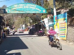 Video: Kebakaran Meluas, 4 Pintu Masuk ke Kawasan Bromo Ditutup