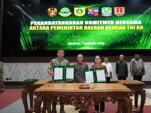Kemenko Pangan Dorong Teknologi Pirolisis untuk Olah Sampah Jadi Energi