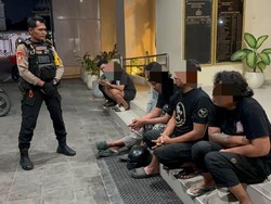 Massa Ormas Sweeping Miras di Solo, Pemuda Nongkrong Dianiaya