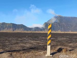 Cegah Api Kembali Membesar, Bromo Dijaga Petugas Patroli 24 Jam Nonstop
