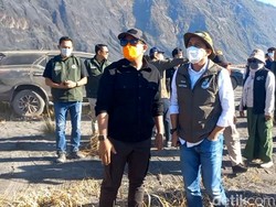 Kata Menhut Soal Kendala Pemadaman Api di Kawasan Bromo
