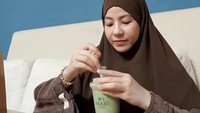 Natasha Rizky Jago Racik Kopi hingga Matcha Enak, Kini Punya Kedai Sendiri!