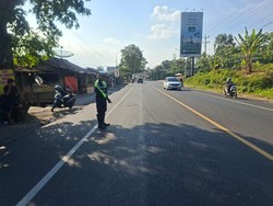Gagal Nyalip, Pemotor Tewas Terlindas Truk di Tuntang Semarang