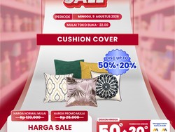 Sarung Bantal Sofa Diobral di Transmart Full Day Sale