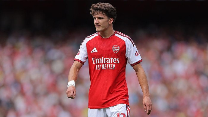 LONDON, ENGLAND - AUGUST 09: Christos Tzolis of Arsenal during the pre-season friendly match between Arsenal FC and Borussia Dortmund at Emirates Stadium on August 09, 2026 in London, England. (Photo by James Gill - Danehouse/Getty Images)