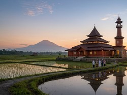 Jadwal Sholat Jatim 11 Agustus 2026 dari Surabaya hingga Banyuwangi