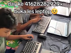 Viral Ide Bisnis ala Gen Z: Cuan dari Buka Jasa Les Laptop di Ruang Tamu