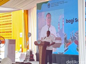 Menteri LH Siapkan Aturan Produsen Wajib Kelola Limbah Produk Kemasan