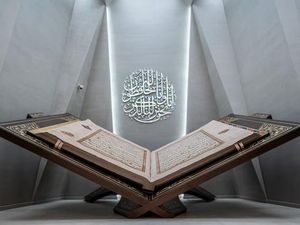 Isi Museum Al-Quran di Makkah, dari Manuskrip Kuno hingga Replika Gua Hira