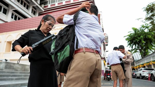 Pasca Penembakan Maut, Sekolah Thailand Pasang Detektor Logam untuk Perketat Keamanan