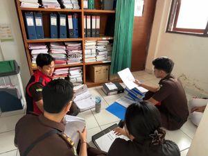 Jaksa Geledah Dinkes Tabanan Terkait Korupsi BBM, Pelumas, dan Makan-Minum