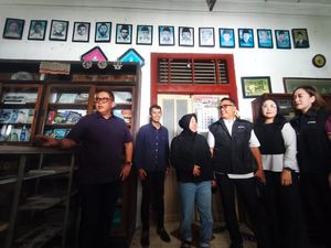 Kata Hasto Soal Survei Kepuasan Presiden Prabowo Subianto