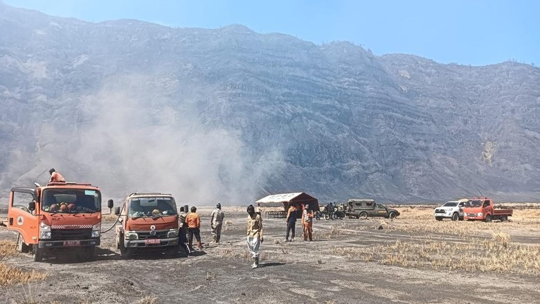 Bromo Tutup Total Imbas Kebakaran, Begini Cara Refund dan Reschedule Tiket
