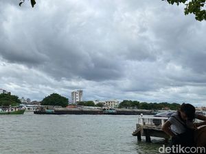 Cukup Duduk dan Bersantai untuk Menikmati Sungai Chao Phraya