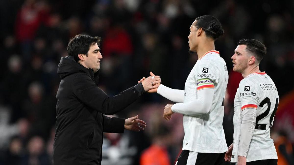 Iraola Butuh Apapun, Van Dijk Siap Bantu