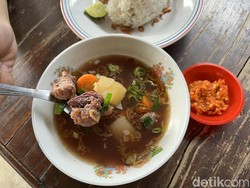 Cobain Warkop 24 Jam di Pamulang, Ada Sop Daging dan Es Susu Tape Ketan