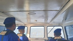 Cari Penumpang KM Mutiara yang Masih Hilang, Ditpolairud Buka Posko