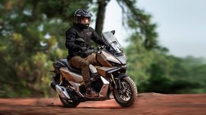 Potret Honda NS150XC, Skuter Petualang yang Lebih Gahar Dibanding ADV 160