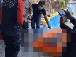 Jasad Pria Ditemukan di Bawah Jembatan Suramadu, Korban KM Mutiara?