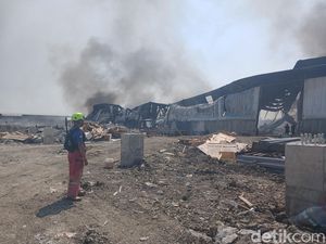 Kebakaran Gudang Limbah di Bebres Akhirnya Padam Usai 4 Hari Dilalap Api