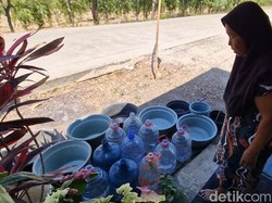 PDAM Mati 3 Minggu, Warga di Ponorogo Alami Krisis Air-Numpang Mandi 1 Km