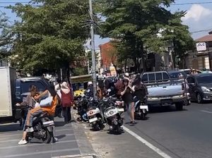 Tawuran Antarsiswa di Jalan Andi Djemma Makassar Dibubarkan Warga-Ojol