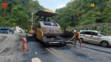 Cegah Longsor, KemenPU Perkuat Ruas Padang Panjang-Sicincin di Lembah Anai