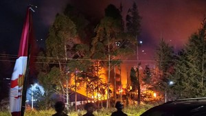Kantor Pemerintah di Puncak Bukan Cuma Dibakar tapi Dijarah, 19 Unit Terdampak