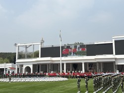 Mensesneg dan Seskab Cek Gladi Parsial Upacara HUT RI di Istana