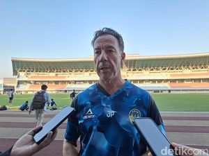 Van Gastel Seleksi Starting XI PSIM, Chemistry Jadi Kunci
