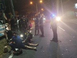 Tabrak Truk Parkir, Pemotor di Karangasem Tewas