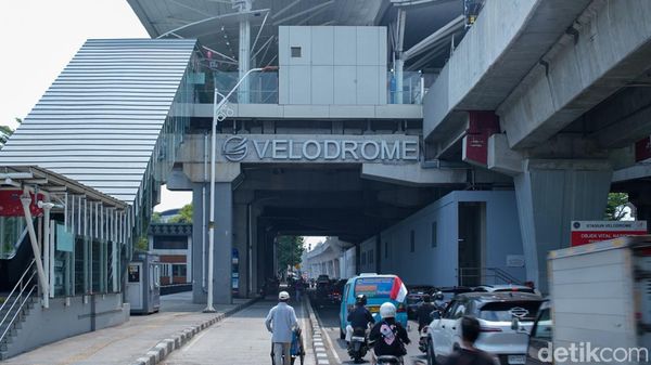 Progres LRT Jakarta Fase 1B Jelang Diresmikan