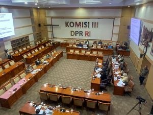 Pakar Dorong Perampasan Aset Permanen Diputus Pengadilan Independen