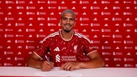 Liverpool Resmi Pinjam Ronald Araujo dari Barcelona