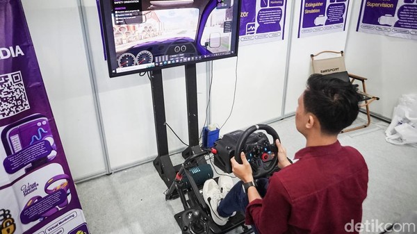 Pameran Indonesian Technology and Innovation (INTI) 2026 kembali digelar di JIExpo, Jakarta, pada 11-13 Agustus 2026. Beragam inovasi teknologi dipamerkan dalam ajang yang mempertemukan berbagai produk dan solusi teknologi dari dalam maupun luar negeri.