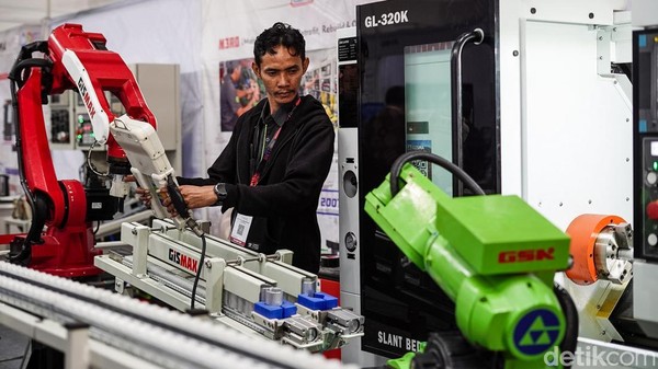 Pameran Indonesian Technology and Innovation (INTI) 2026 kembali digelar di JIExpo, Jakarta, pada 11-13 Agustus 2026. Beragam inovasi teknologi dipamerkan dalam ajang yang mempertemukan berbagai produk dan solusi teknologi dari dalam maupun luar negeri.