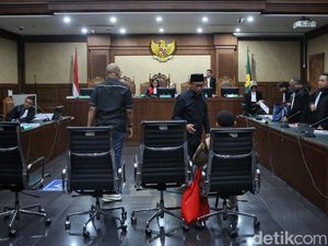 Gus Alex Minta Eks Kasubdit Kemenag Dihadirkan di Sidang Kasus Kuota Haji