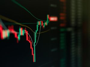 IHSG Tergelincir ke Zona Merah, Simak Rekomendasi Saham Hari Ini